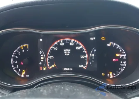 2014 Jeep Grand Cherokee Overland z USA, uszkodzony, nr VIN 1C4RJECTXEC330841